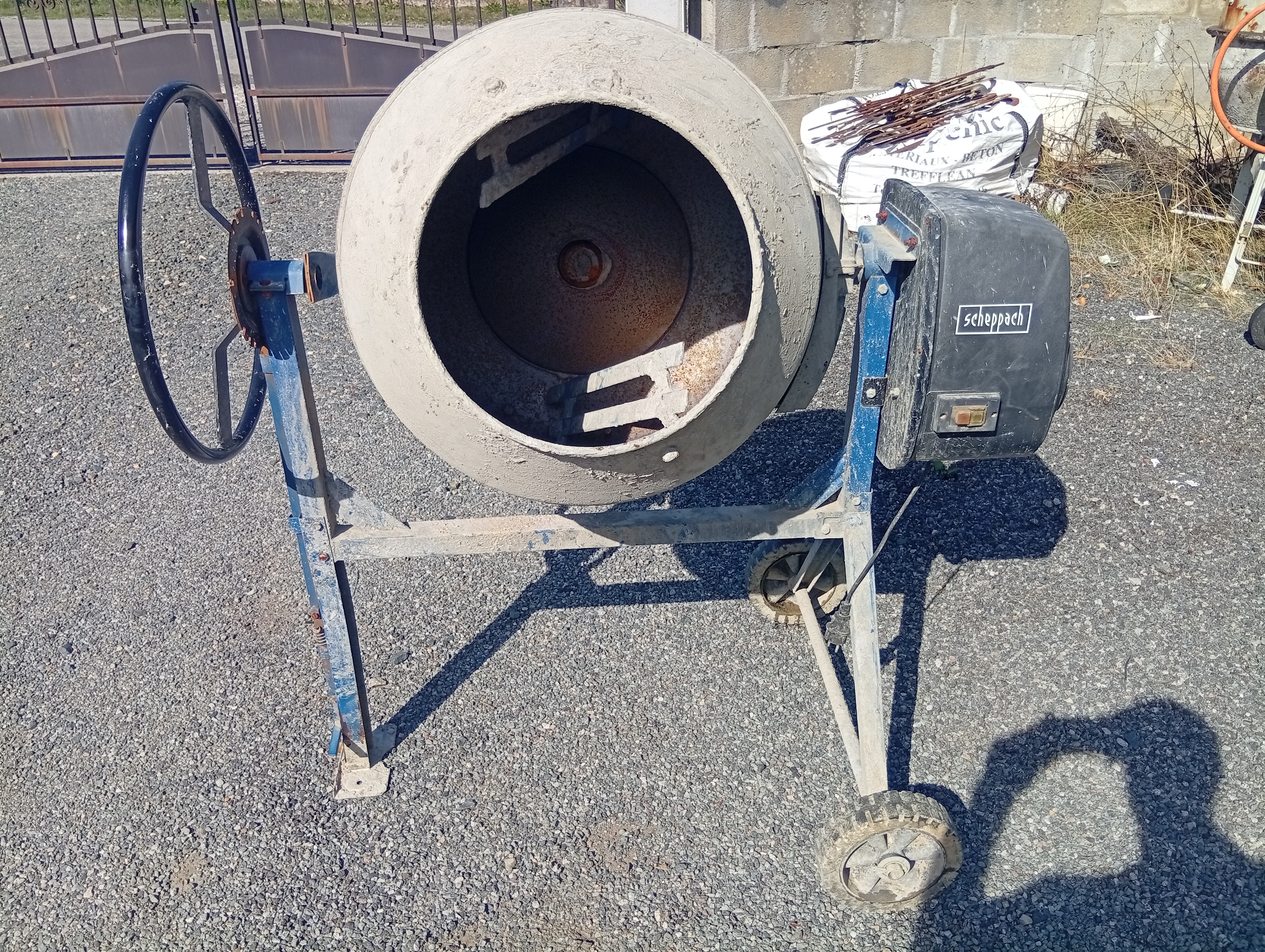 Location betonniere entre particuliers (56)