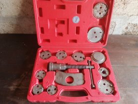 Location outils auto