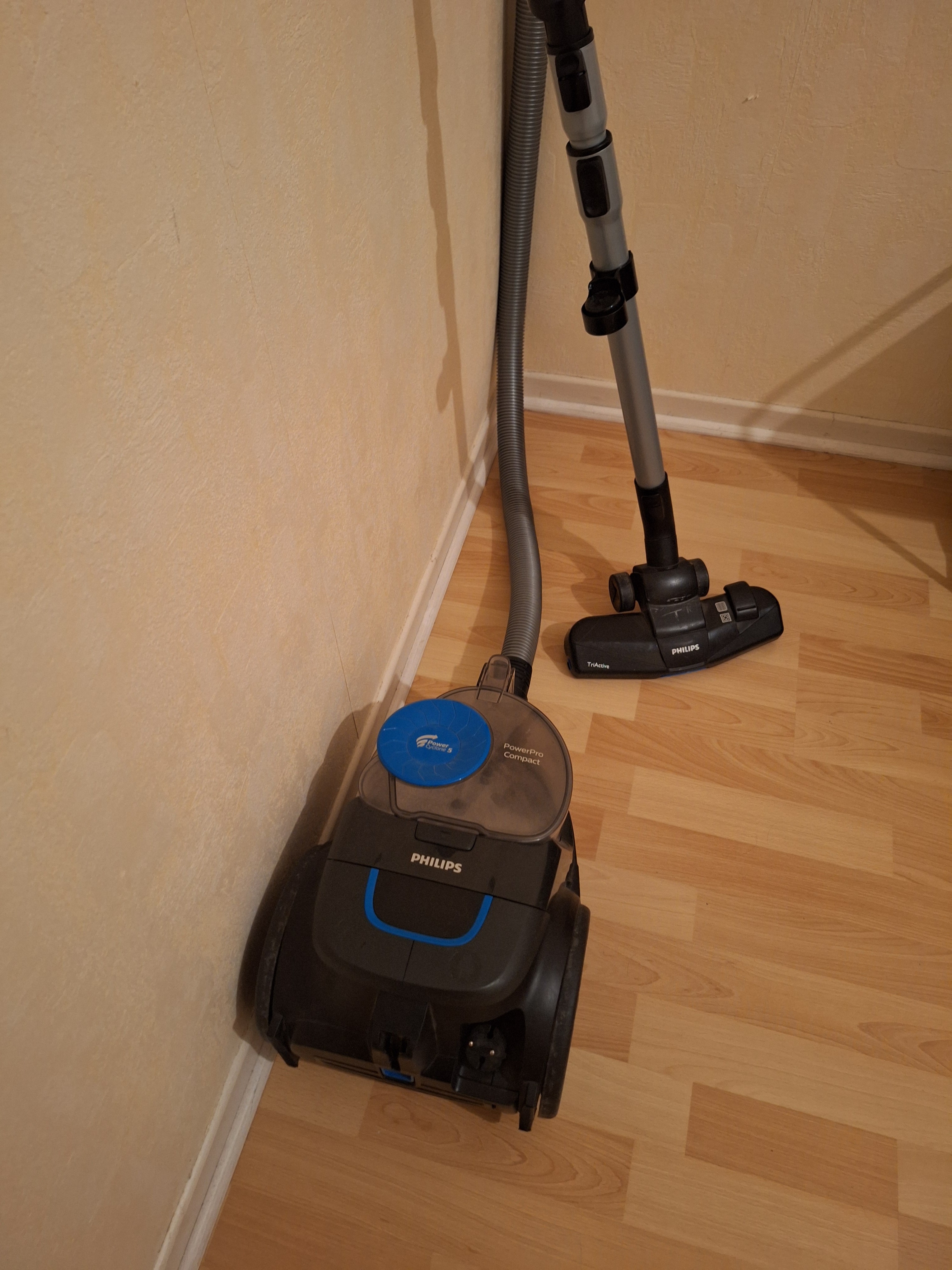 Location aspirateur entre particuliers (08)