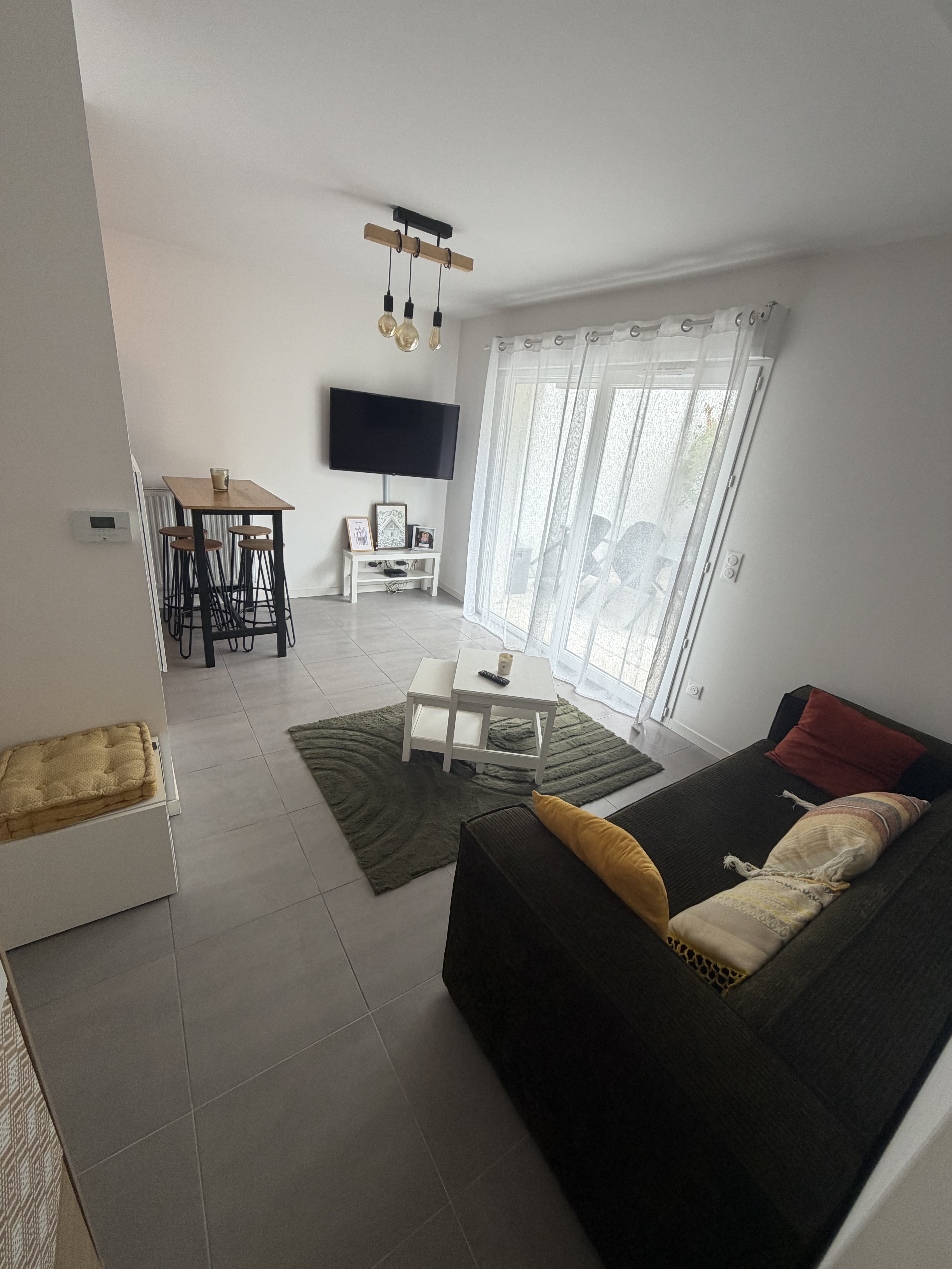 Service menage entre particuliers (64)