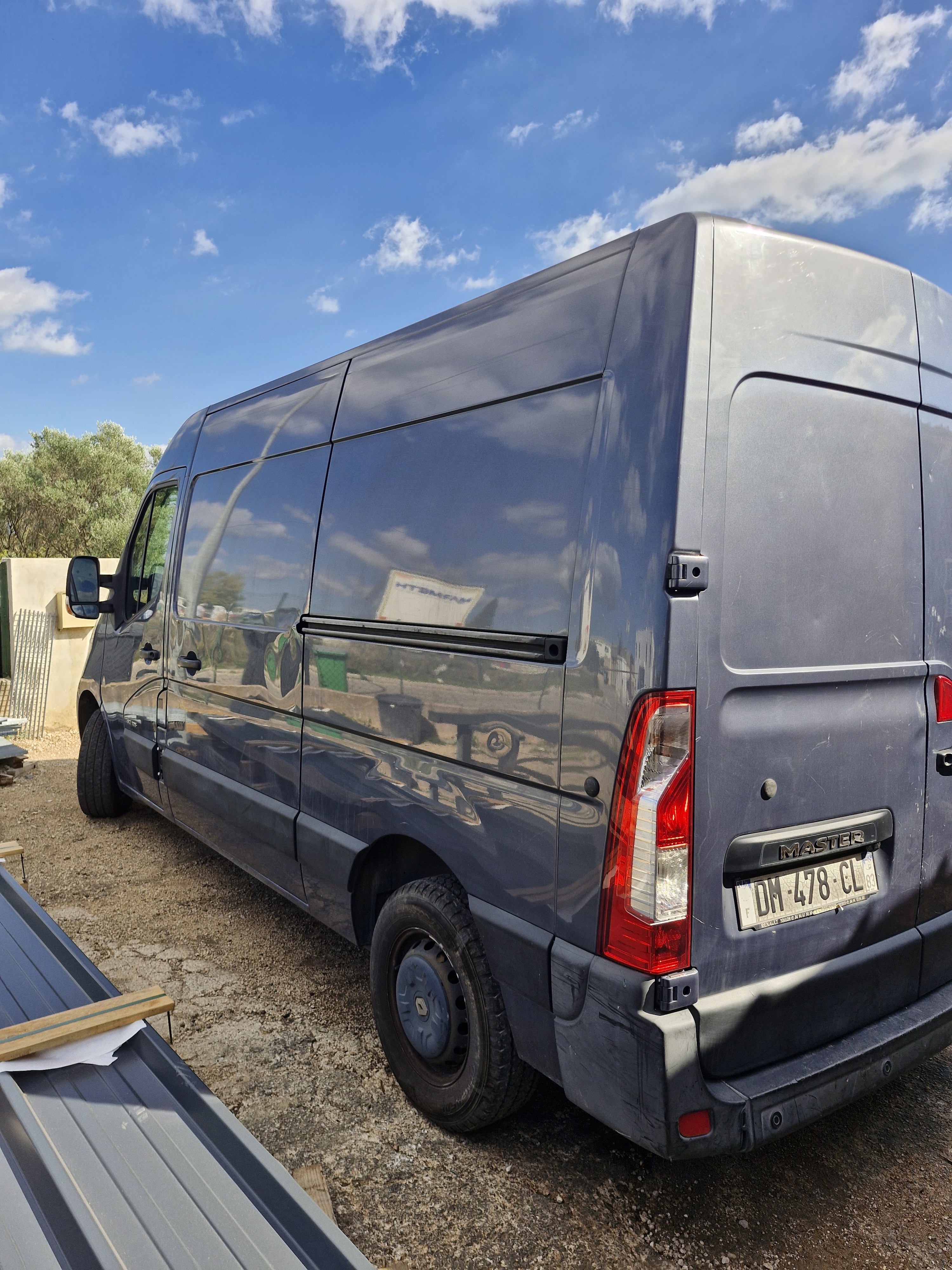 Service avec camion entre particuliers (83)