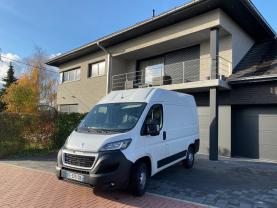 Service avec fourgon