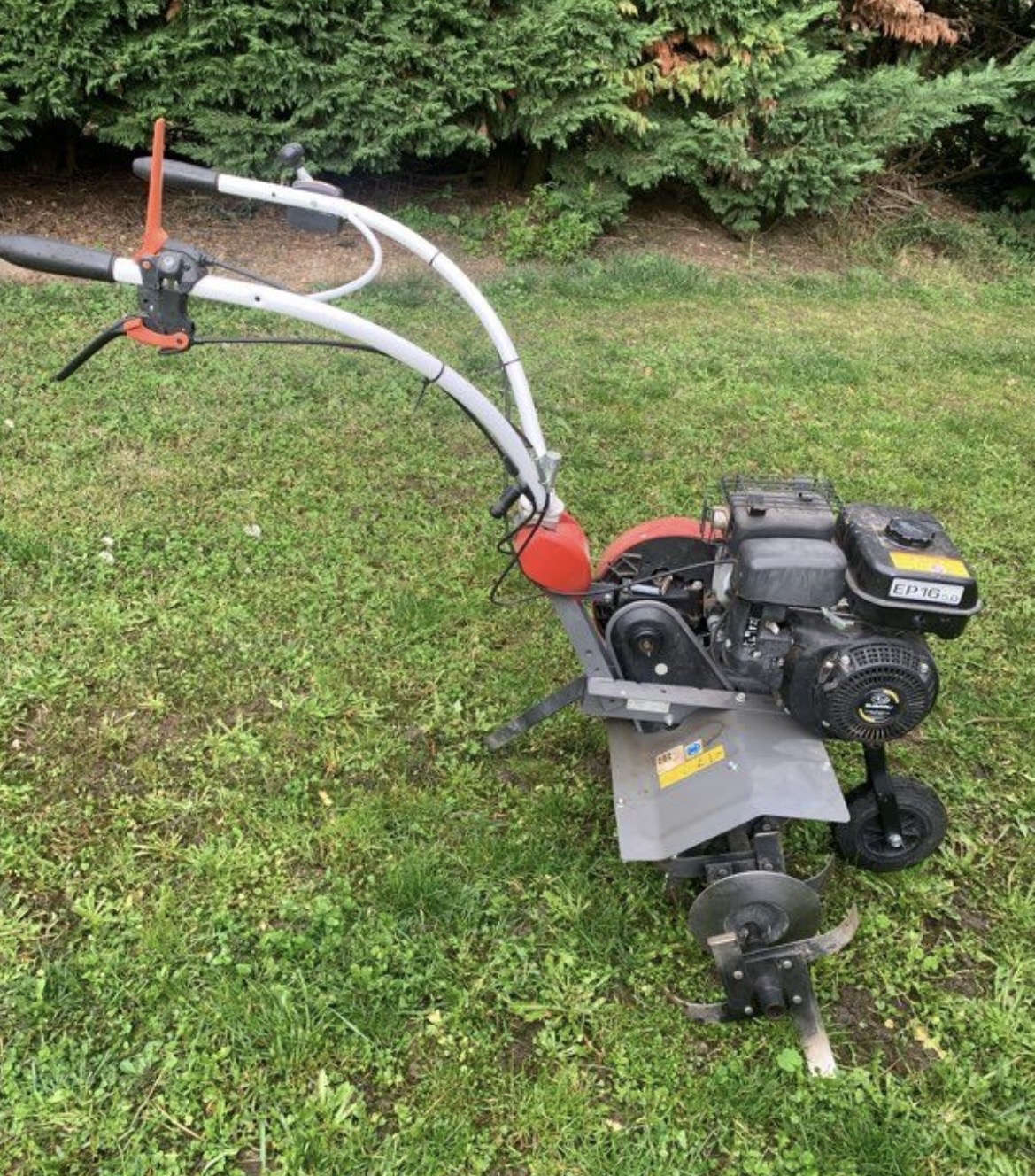 Location motoculteur entre particuliers (34)