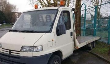Location camion camionnette