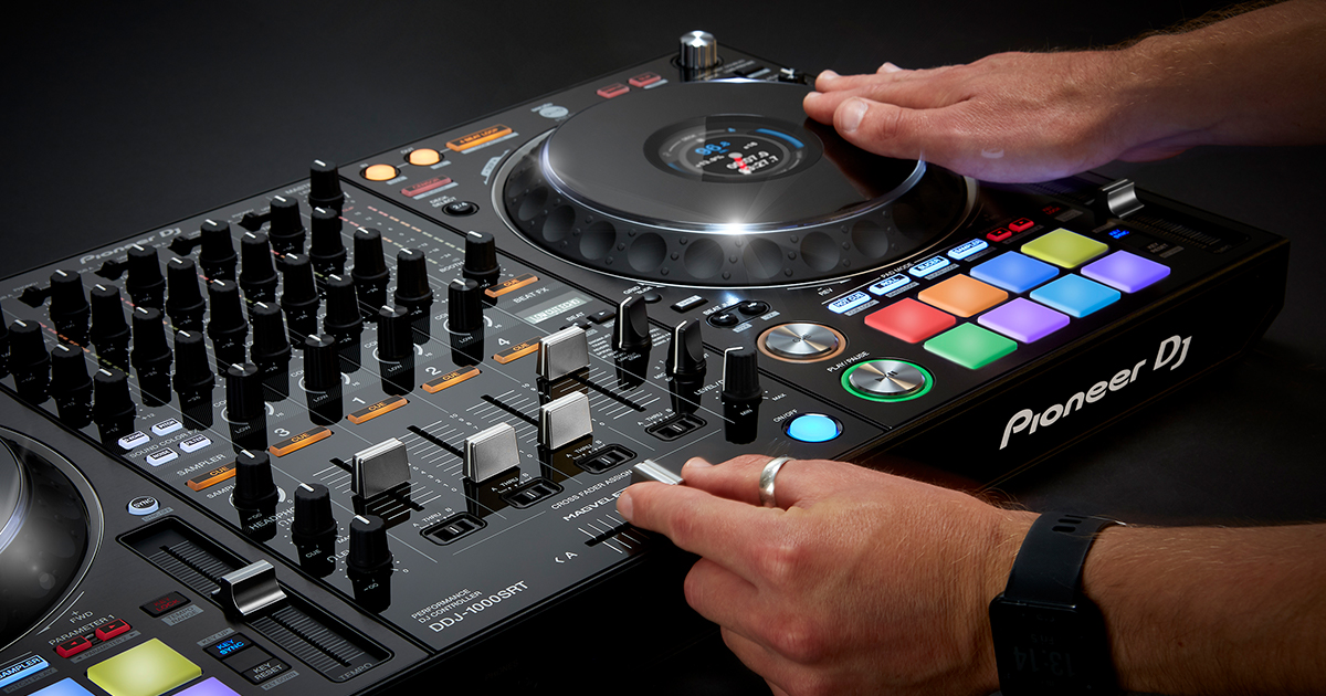 Location platine de mixage entre particuliers (97)
