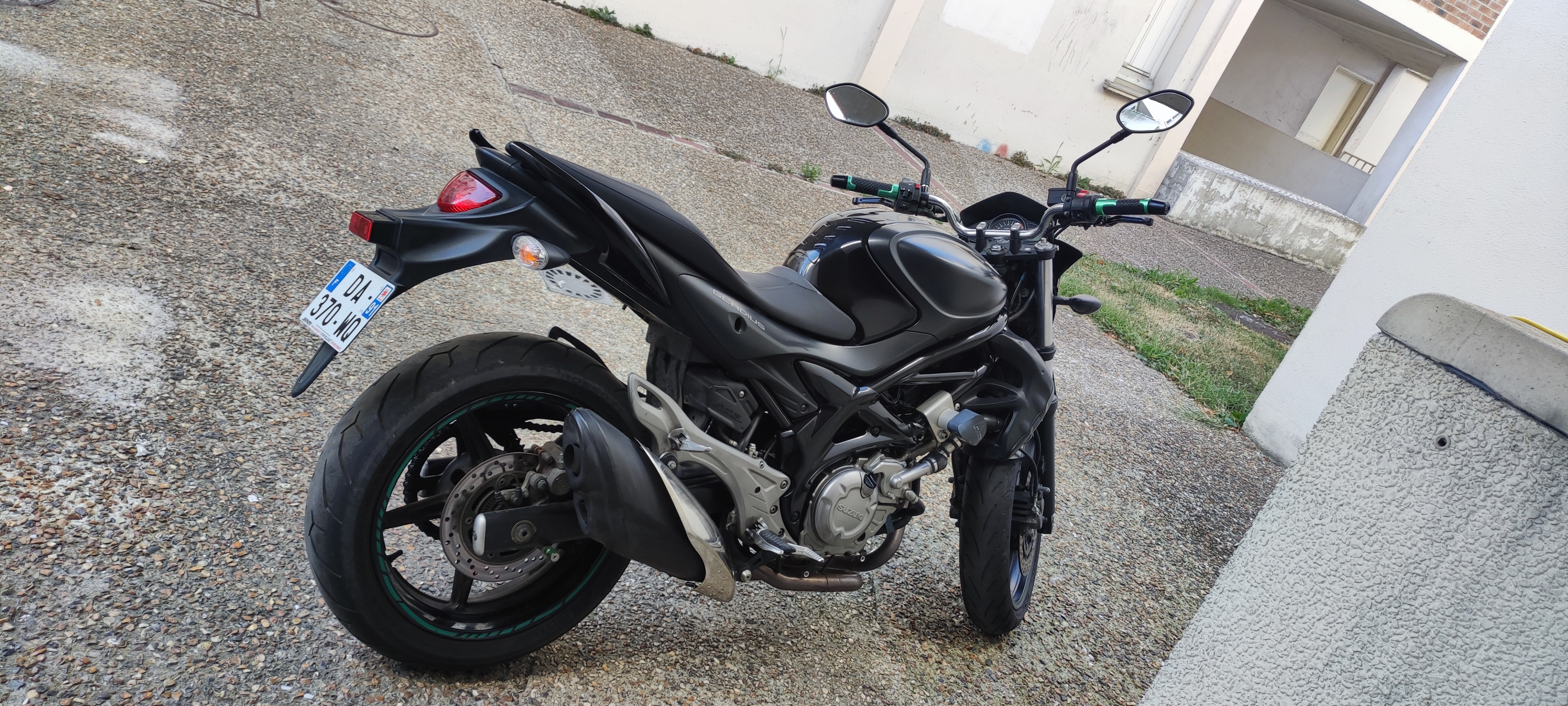 Location moto entre particuliers (60)