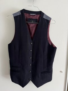 Location costume