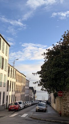Service secretariat